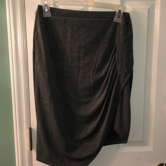 NEVERWORN gray skirt - Picture 1 of 4